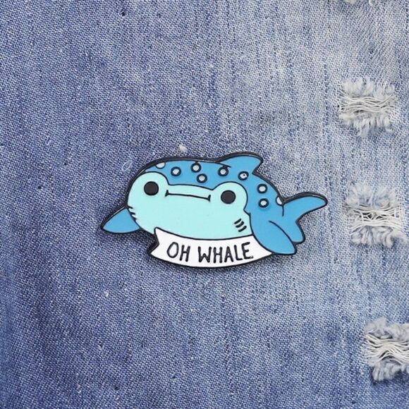 🐳Oh Whale enamel pin  - Picture 1 of 2